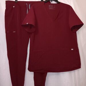 FIGS TECHNICAL COLLECTION WOMEN'S SCRUB SET